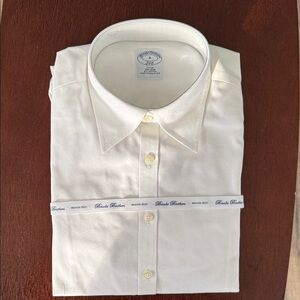 Brooks Brothers Women’s White Dress Shirt